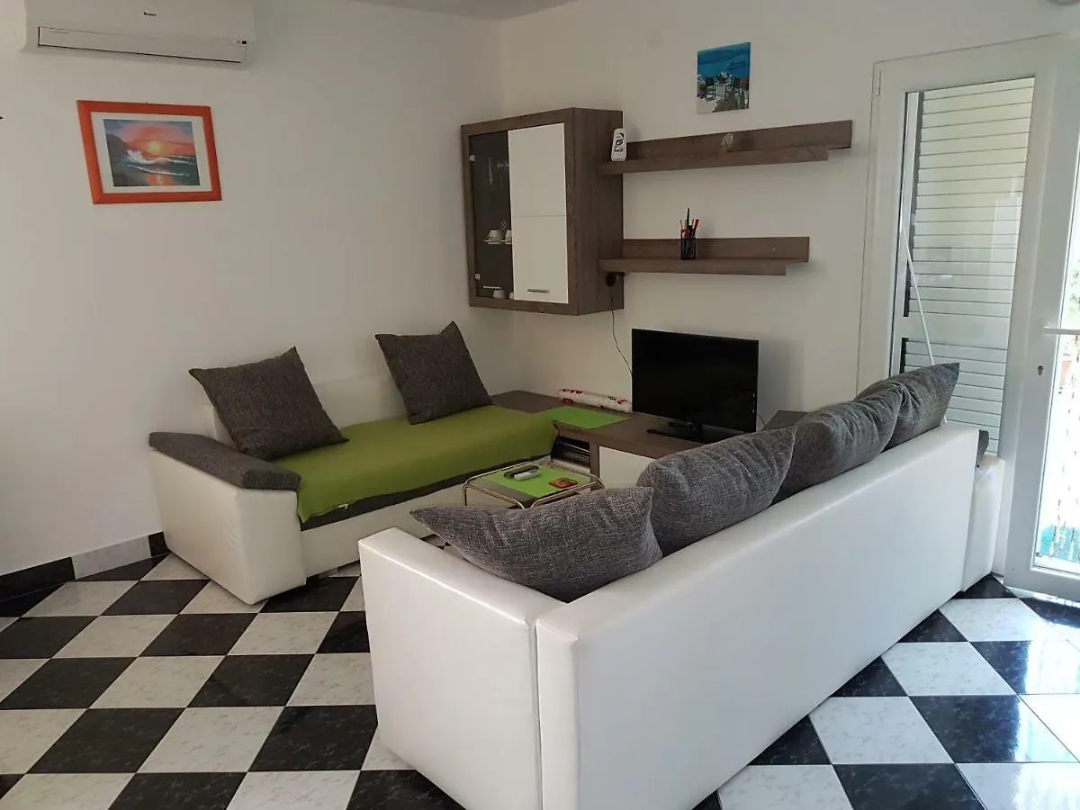 Apartment Mimosa Vir Croatia