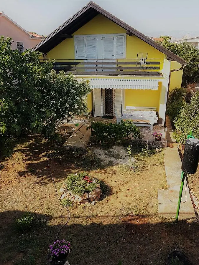 Apartment Mimosa Vir